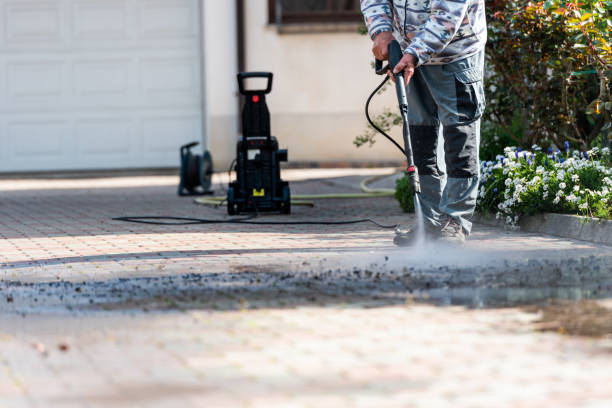 Best Pressure Washing Siding  in Apison, TN
